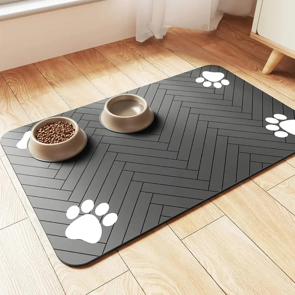 Tapete absorbente para platos de comida y agua